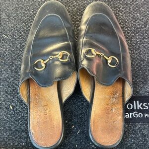Gucci Black Leather womens Loafers